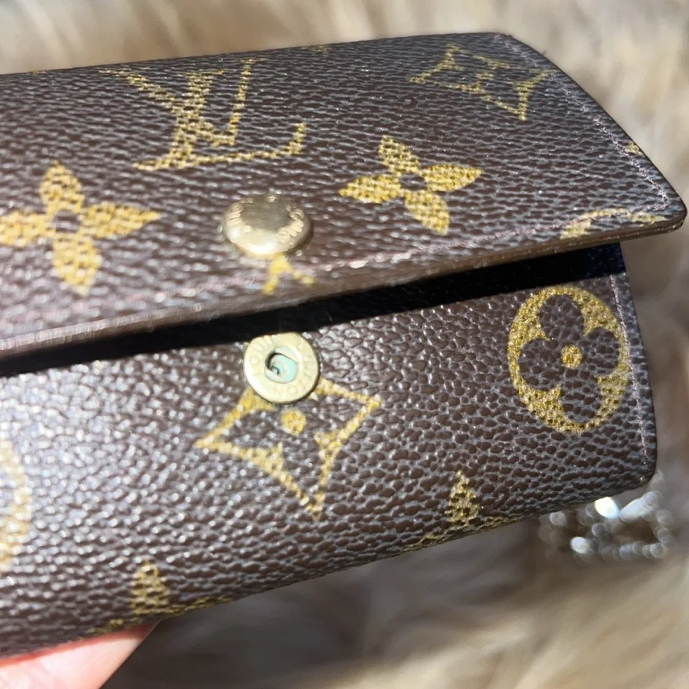 Authentic❤️Louis Vuitton Monogram Key Case - Picture 13 of 16